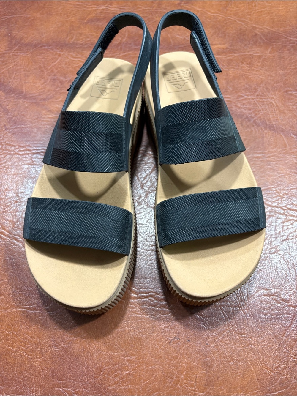 Women’s REEF Black and Tan Slingback Platform Sandals Sz 8W